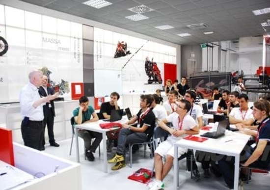 Ducati Summer School Fisica in Moto 2012 Ducati Summer School Fisica in Moto 2012
