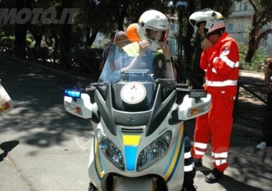 Suzuki Burgman 650, il primo scooter-ambulanza Suzuki Burgman 650, il primo scooter-ambulanza