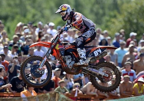 Motocross. Cairoli e Herlings vincono Gara 1 del GP di Russia Motocross. Cairoli e Herlings vincono Gara 1 del GP di Russia