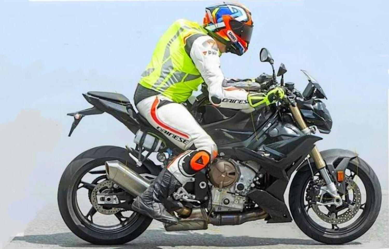 BMW S 1000 R 2021. Foto spia