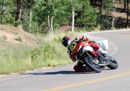Pikes Peak 2012: continua il dominio Ducati Pikes Peak 2012: continua il dominio Ducati
