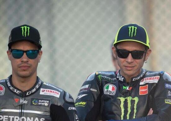 MotoGP. Franco Morbidelli mette la firma sul suo biennale in Petronas. Aspettando quella di Valentino Rossi... MotoGP. Franco Morbidelli mette la firma sul suo biennale in Petronas. Aspettando quella di Valentino Rossi...