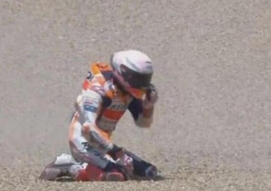 MotoGP a Jerez. Le condizioni di Marc Marquez: Frattura totale dell'omero con possibile interessamento del nervo radiale MotoGP a Jerez. Le condizioni di Marc Marquez: Frattura totale dell'omero con possibile interessamento del nervo radiale