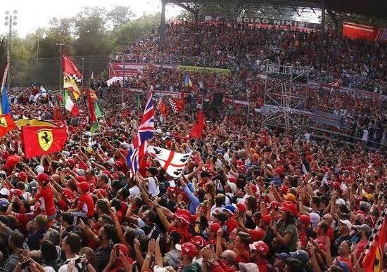 F.1: a Monza a porte chiuse, dal 3 agosto rimborso dei biglietti. Ecco come fare F.1: a Monza a porte chiuse, dal 3 agosto rimborso dei biglietti. Ecco come fare