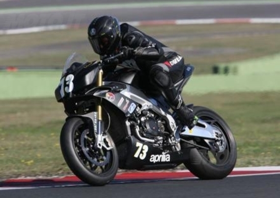 Veghini e Aprilia Tuono campioni 2012 Veghini e Aprilia Tuono campioni 2012