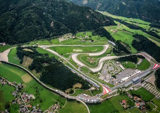LIVE - MotoGP 2020. Rivivi il weekend di gare del GP d'Austria a Spielberg LIVE - MotoGP 2020. Rivivi il weekend di gare del GP d'Austria a Spielberg