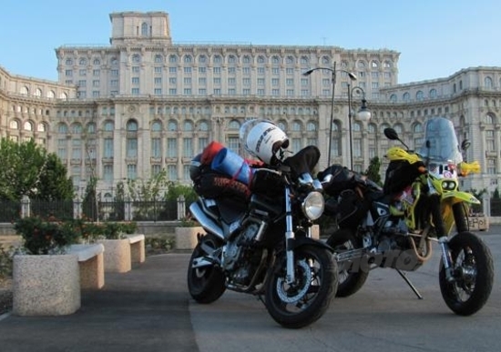 Balcani Express: viaggio in moto da Milano a Istanbul Balcani Express: viaggio in moto da Milano a Istanbul