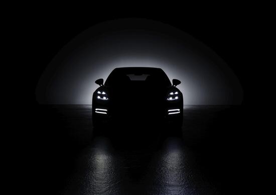 Porsche: la nuova Panamera presentata il 26 agosto Porsche: la nuova Panamera presentata il 26 agosto