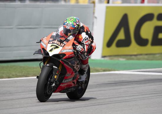 SBK. Chaz Davies vince Gara2 a Barcellona SBK. Chaz Davies vince Gara2 a Barcellona