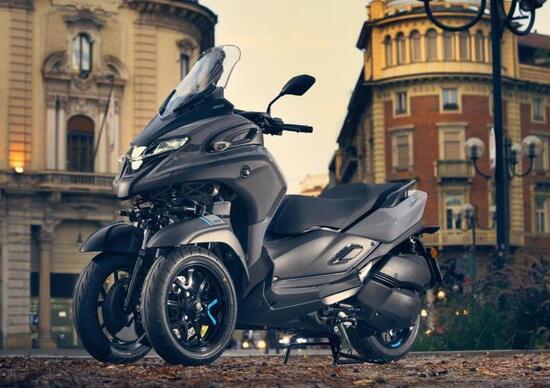 Moto e scooter 3 ruote in Autostrada: il sì nel DL Semplificazioni Moto e scooter 3 ruote in Autostrada: il sì nel DL Semplificazioni