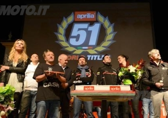 Max Biaggi e Aprilia festeggiati a Noale Max Biaggi e Aprilia festeggiati a Noale