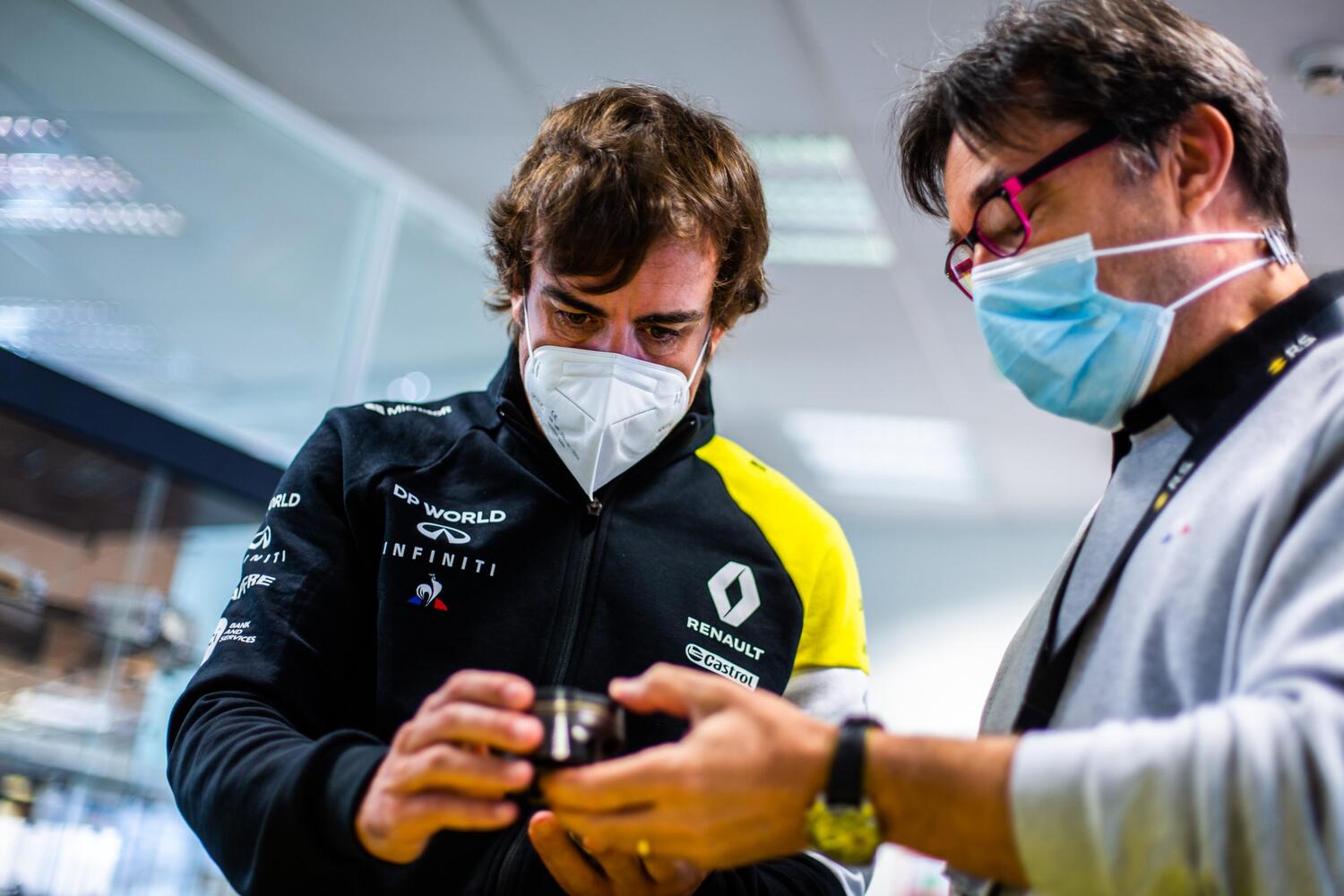 Alonso, prima visita in Renault F1: l'asturiano prepara il ritorno in pista