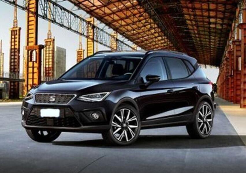 SEAT Arona 1.0 EcoTSI Black Edition nuove, listino prezzi auto nuove