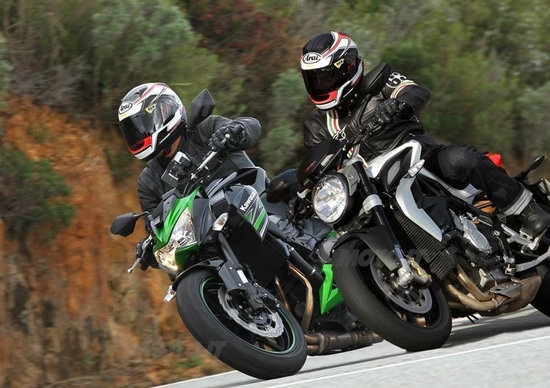 MV Agusta Brutale 800 vs Kawasaki Z800 MV Agusta Brutale 800 vs Kawasaki Z800