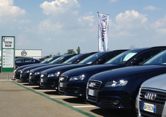 Effetto Covid: cresce la richiesta di auto usate Effetto Covid: cresce la richiesta di auto usate