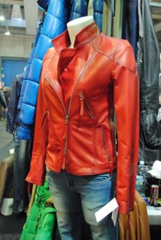 Motor Bike Expo: Lu.Ti.An., abbigliamento in pelle Motor Bike Expo: Lu.Ti.An., abbigliamento in pelle