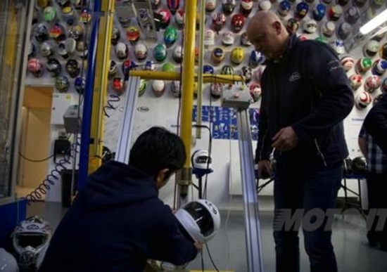 Arai: vi raccontiamo la filosofia produttiva della Casa giapponese Arai: vi raccontiamo la filosofia produttiva della Casa giapponese