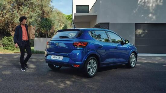 Dacia propone auto che da nuove sono tra le più economiche del listino adatto a neopatentati
