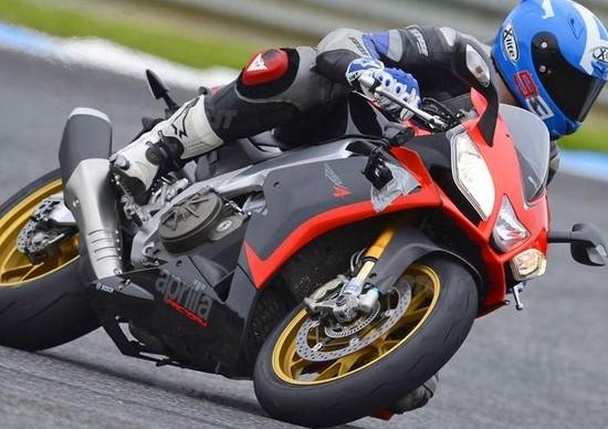 Aprilia RSV4 2013 aPRC ABS Aprilia RSV4 2013 aPRC ABS