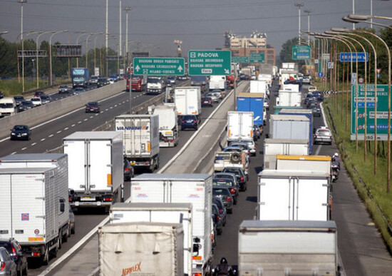 Veicoli industriali, il 2020 anno molto difficile Veicoli industriali, il 2020 anno molto difficile