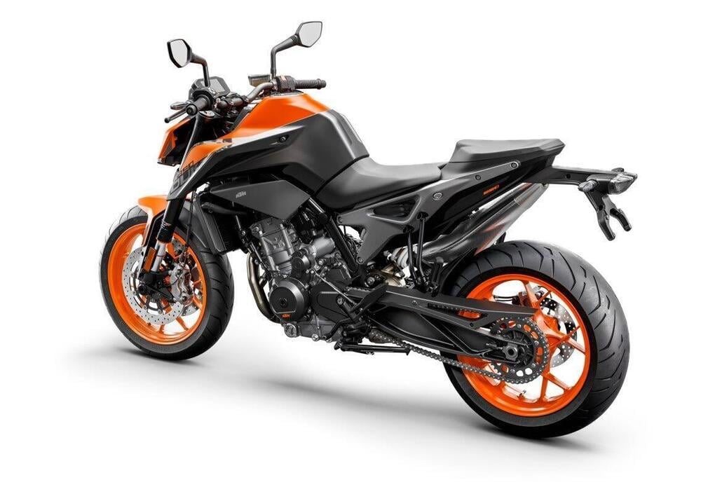 2021 KTM 890 Duke First Look - Cycle News