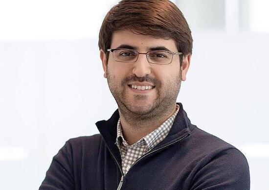 Zachary Kirkhorn, il nerd che fa volare Tesla Zachary Kirkhorn, il nerd che fa volare Tesla
