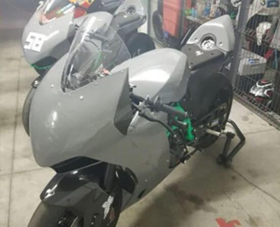 KTM sta lavorando a una RC 890R? Foto spia KTM sta lavorando a una RC 890R? Foto spia