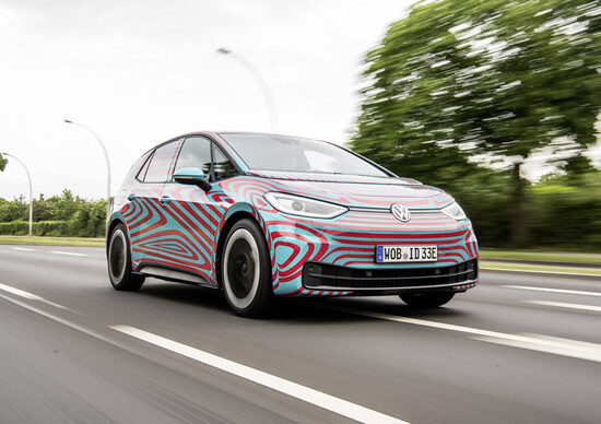 Riuscirà Volkswagen a detronizzare Tesla? Riuscirà Volkswagen a detronizzare Tesla?