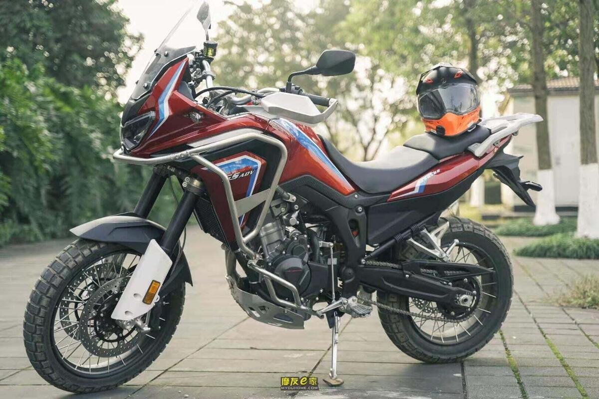 Honda турэндуро 1000