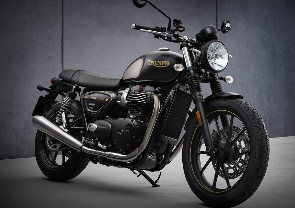 Triumph Street Twin 900 (2021 - 22), Prezzo E Scheda Tecnica - Moto.it