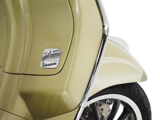 Vespa Story: i suoi primi 75 anni Vespa Story: i suoi primi 75 anni