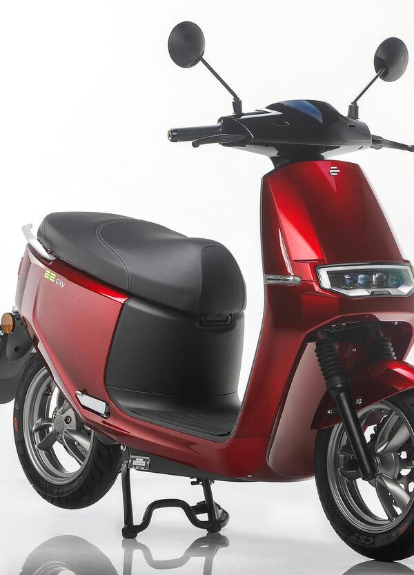 Italy2Volt lancia sul mercato italiano gli scooter elettrici Ecooter E2