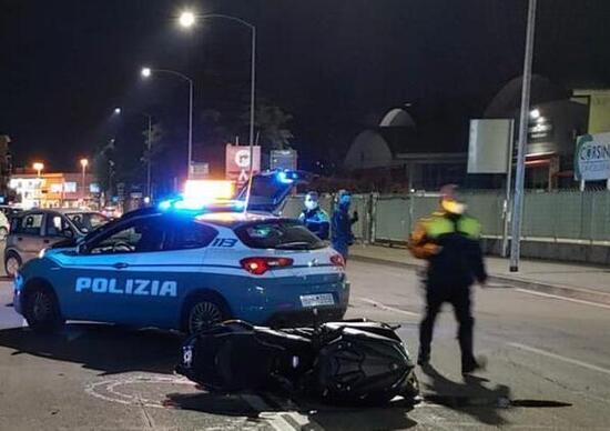 Verona. Fuggono in moto dalla Polizia. Arrestati dopo lo scontro Verona. Fuggono in moto dalla Polizia. Arrestati dopo lo scontro