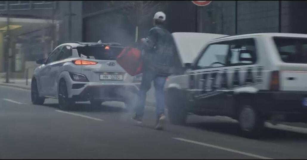 Hyundai l’ha fatta bella (a Stellantis): N-man prende in giro la Fiat Panda e supera le GTA del Biscione