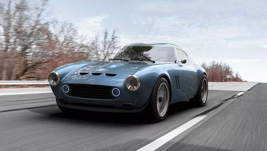 Ferrari 250 GTO Engineering Squalo: rivive il mito di Maranello in chiave economica Ferrari 250 GTO Engineering Squalo: rivive il mito di Maranello in chiave economica