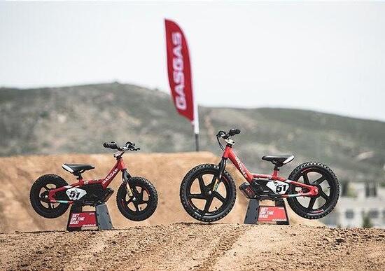 GasGas firma due balance bike elettriche di Stacyc GasGas firma due balance bike elettriche di Stacyc