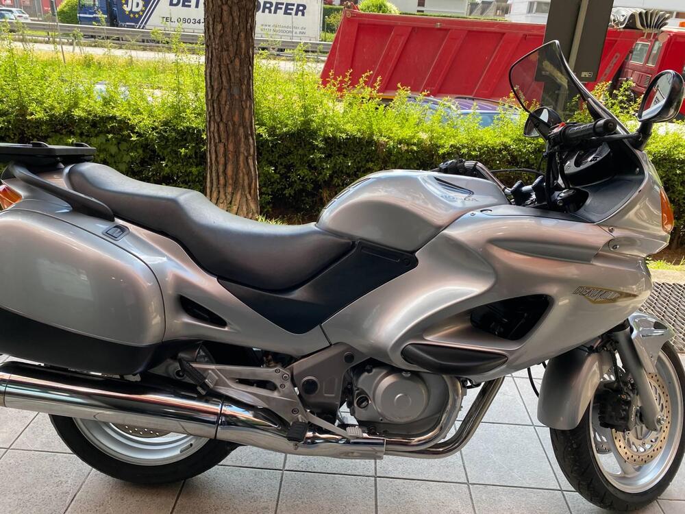 Honda deauville 650 запчасти