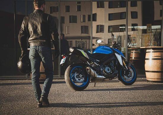 Suzuki GSX-S 1000T. Si avvicina la versione carenata Suzuki GSX-S 1000T. Si avvicina la versione carenata