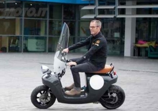 Canapa, lino e niente benzina per l'eco-scooter Be.e Canapa, lino e niente benzina per l'eco-scooter Be.e