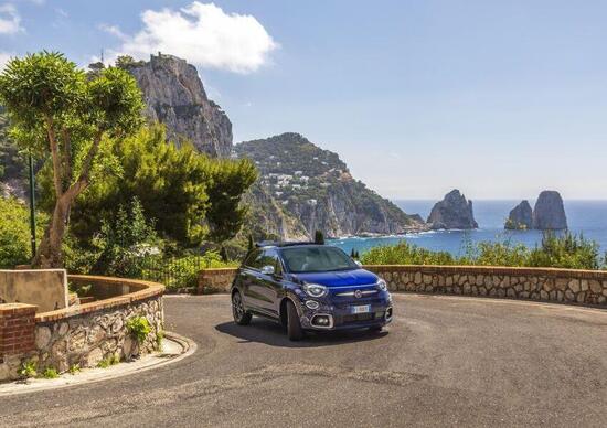 Fiat 500X Yatching, il SUV open air celebra la dolce vita in edizione Yatch Club Capri Fiat 500X Yatching, il SUV open air celebra la dolce vita in edizione Yatch Club Capri