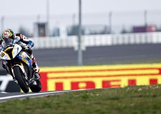 Davies si aggiudica le qualifiche SBK al Nurburgring Davies si aggiudica le qualifiche SBK al Nurburgring