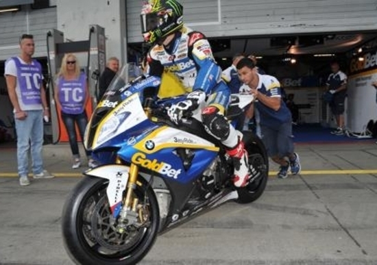 Davies è ancora il più veloce nelle qualifiche SBK al Nurburgring Davies è ancora il più veloce nelle qualifiche SBK al Nurburgring