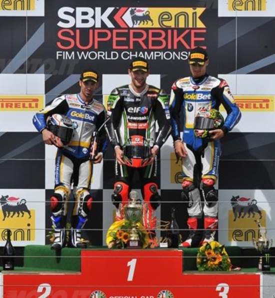 Sykes vince gara 1 SBK al Nürburgring Sykes vince gara 1 SBK al Nürburgring