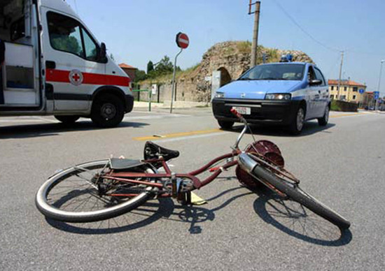 Incidenti: nel 2020 calano sinistri, morti e feriti Incidenti: nel 2020 calano sinistri, morti e feriti