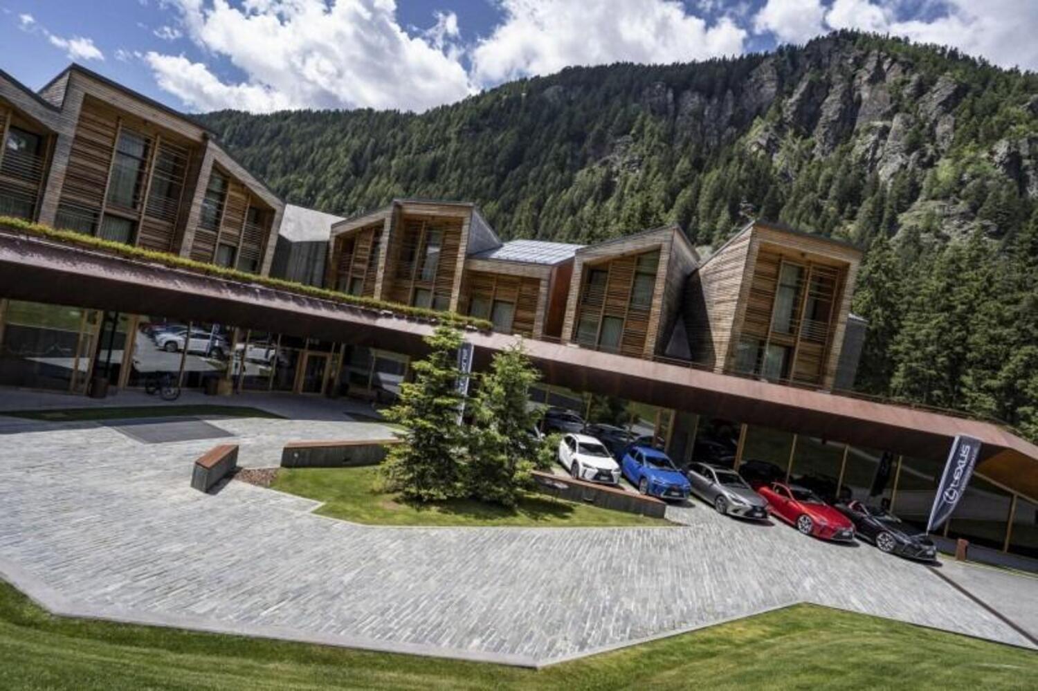 Nasce Casa Lexus, In Val d’Aosta la culla a 5 stelle del marchio giapponese