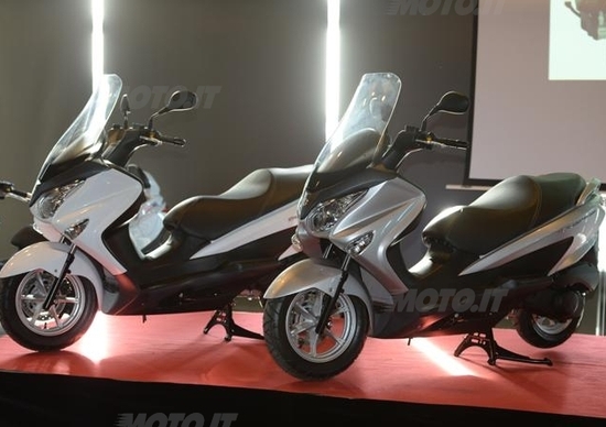 Suzuki Burgman 125 e 200 ABS 2014 Suzuki Burgman 125 e 200 ABS 2014