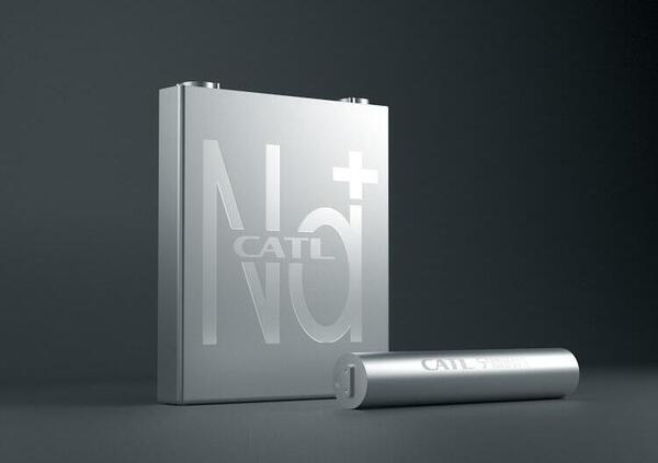 Lauto elettrica aiutata dal sodio? In arrivo nuove batterie ibride