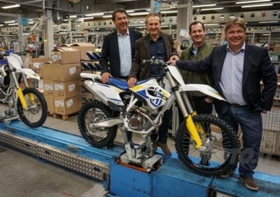 Husqvarna, inizia la produzione a Mattighofen Husqvarna, inizia la produzione a Mattighofen