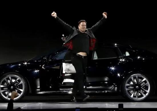 La gerarchia delle auto elettriche: Musk leader con Tesla, Volkswagen e SAIC-GM-Wuling subito dietro. Stellantis e Bmw inseguono La gerarchia delle auto elettriche: Musk leader con Tesla, Volkswagen e SAIC-GM-Wuling subito dietro. Stellantis e Bmw inseguono