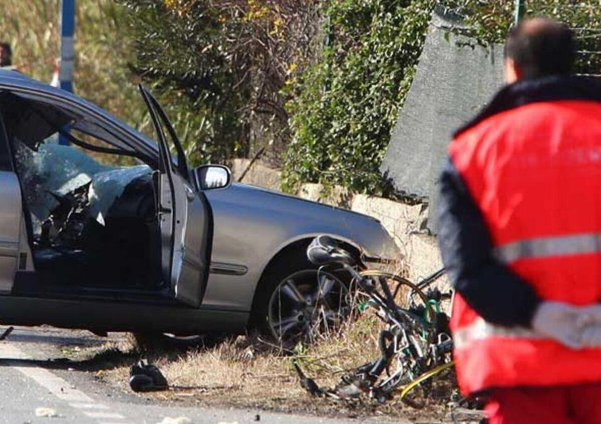 Lamezia Terme Senza Patente Uccise In Auto 8 Ciclisti Dopo 11 Anni Causa Un Altro Incidente Mortale News Automoto It